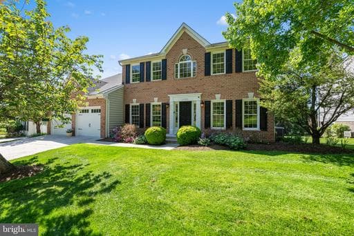 11705 HUNTERS RUN DRIVE - Photo 1