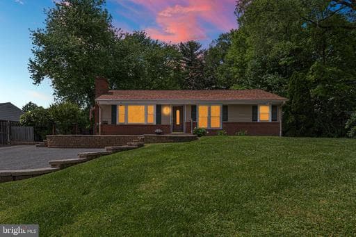 26800 HOWARD CHAPEL DRIVE - Photo 1