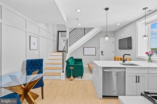 1915 H ST PH1