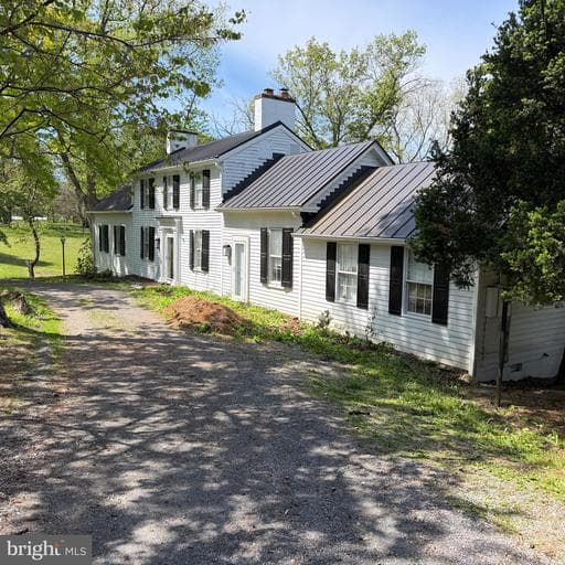 1105 BISHOP MEADE ROAD - Photo 1