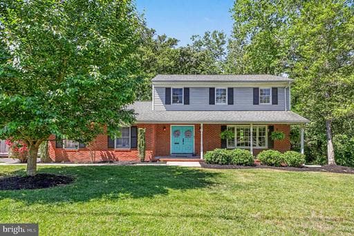 301 GREENWOOD DRIVE