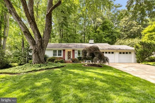 3310 PATRICK HENRY DRIVE - Photo 1