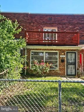3443 CLAY STREET