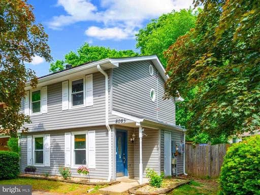 8085 Castle Rock Ct, Pasadena, MD 21122-6436, United States - Photo 1