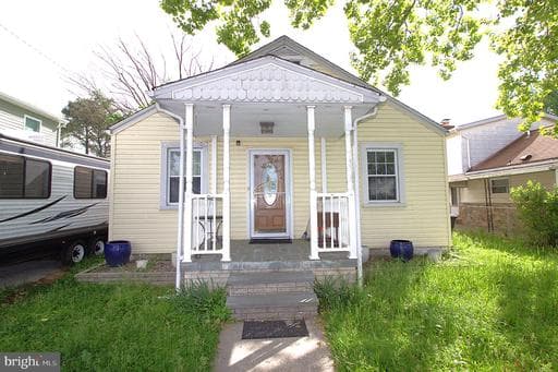 2517 MCCOMAS AVENUE - Photo 1