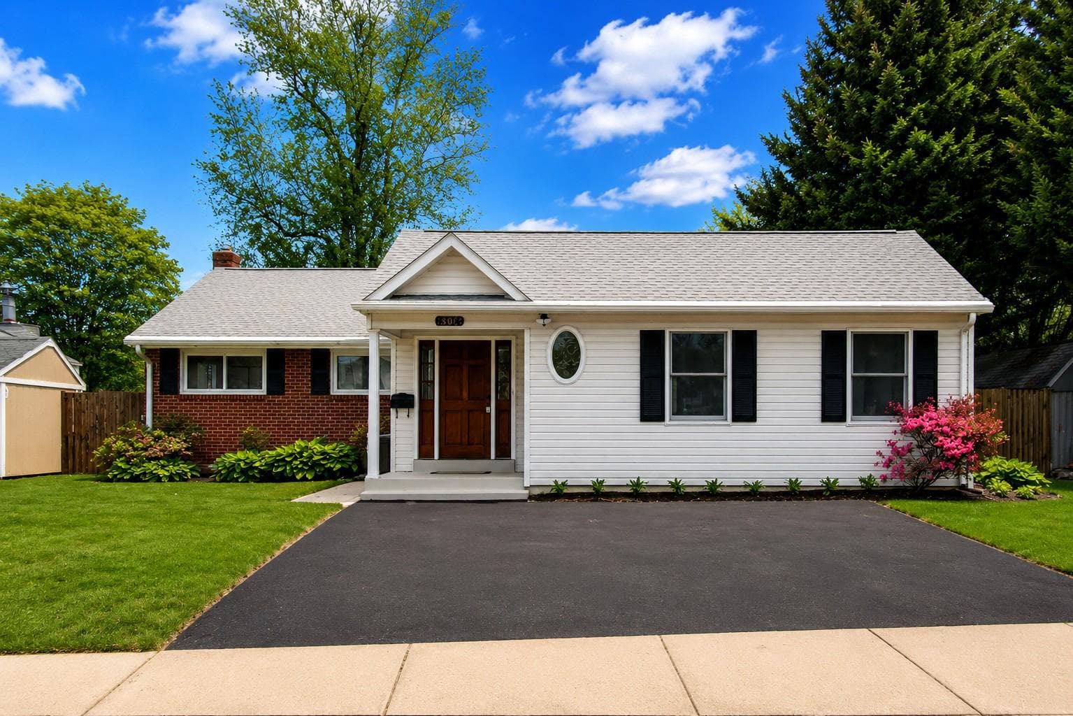 6306 Lone Oak Dr, Bethesda, MD 20817-1746, United States - Photo 1