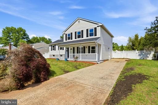 8487 KIRBY STREET - Photo 1