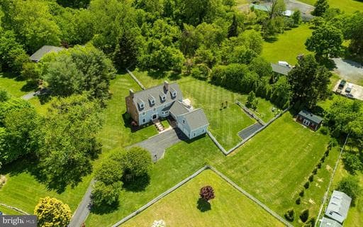 101 JORDAN TAYLOR LANE - Photo 1