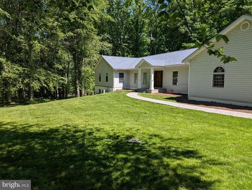 15923 MOUNT EVEREST LANE - Photo 1