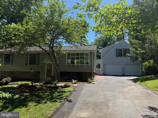 1022 Harbor Dr, Annapolis, MD 21403-4251, United States