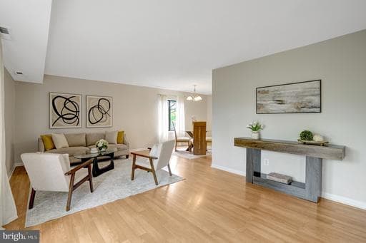 3101 S MANCHESTER STREET 615