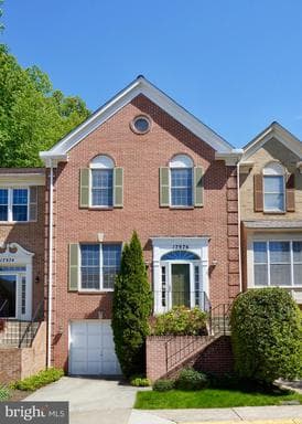 17976 DUMFRIES CIRCLE - Photo 1