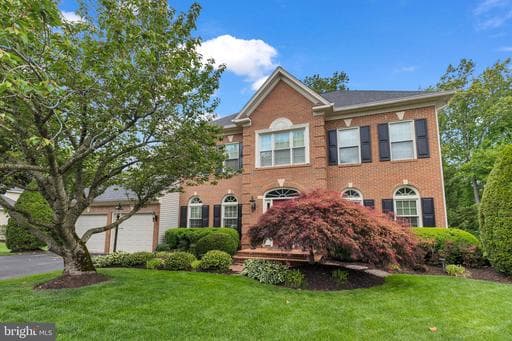 8323 ARGENT CIRCLE - Photo 1