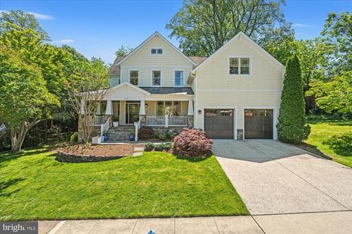 3939 N WAKEFIELD STREET - Photo 1