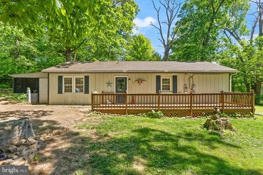 700 TOMAHAWK TRAIL - Photo 1