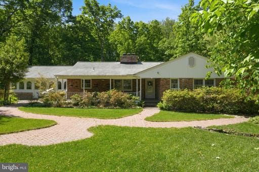 3917 MALCOLM COURT - Photo 1