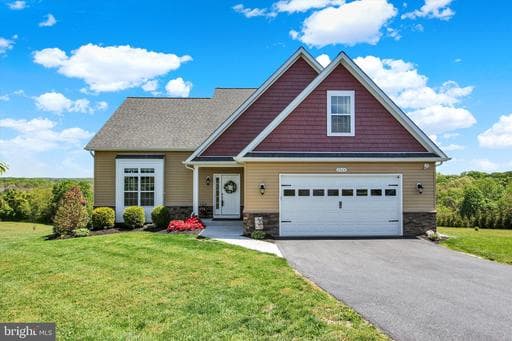 2524 FOURLEAF DRIVE - Photo 1
