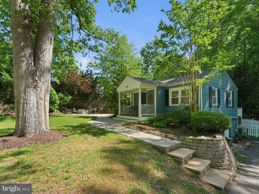 7309 NEUMAN STREET - Photo 1