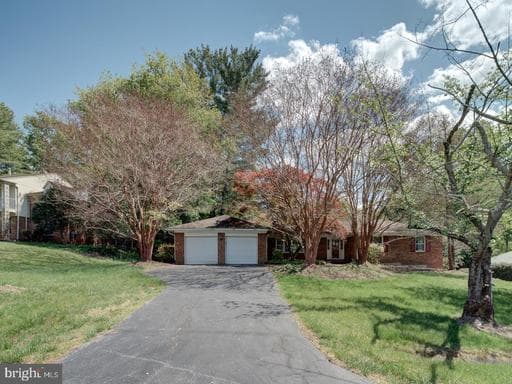 15313 BASSWOOD COURT - Photo 1