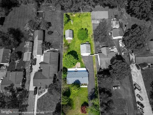 7712 PINE STREET - Photo 1
