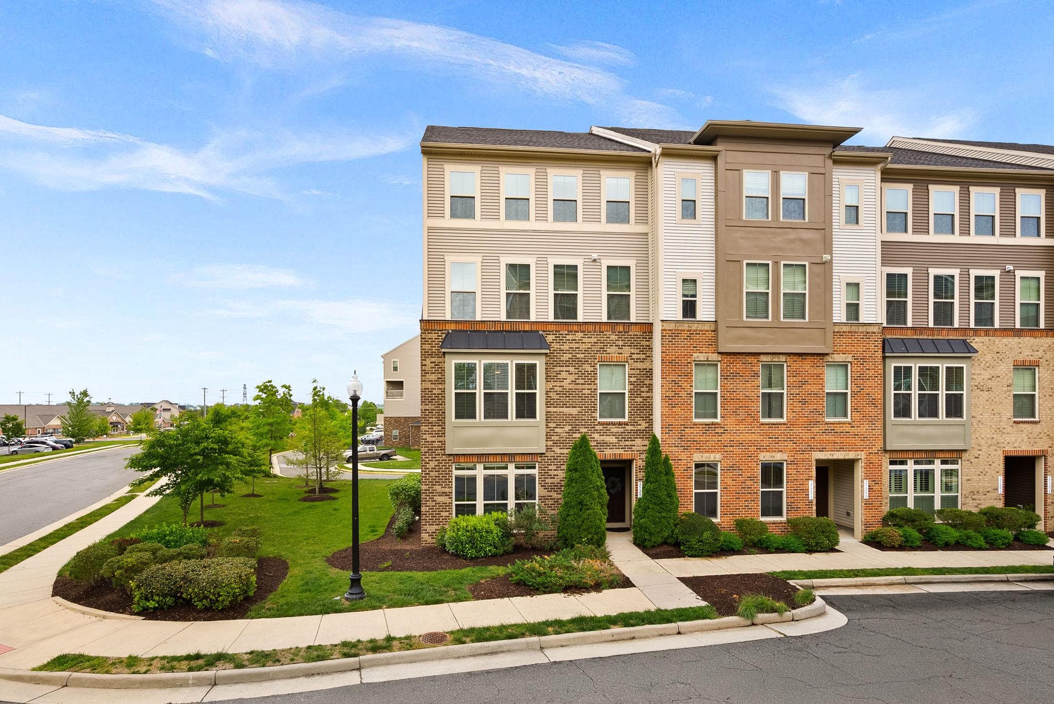 25284 Gray Poplar Ter, Aldie, VA 20105-3129, United States - Photo 1
