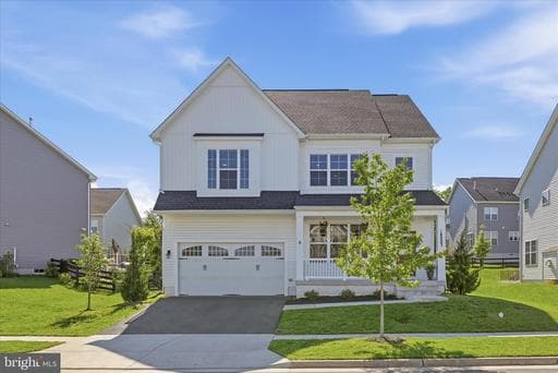 18003 LAKE FRONT CIRCLE - Photo 1