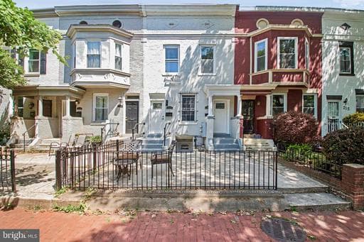 219 P STREET - Photo 1