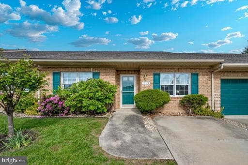 319 SUNBROOK LANE 98 - Photo 1
