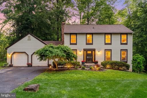 5839 NEW ENGLAND WOODS DRIVE - Photo 1