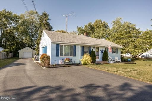 123 FRANCIS DRIVE