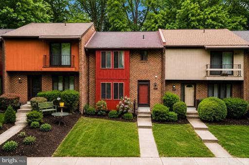 21 BRIARDALE - Photo 1