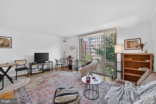 950 25TH STREET 406N - Photo 1