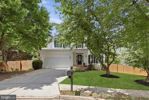624 NEWINGTON PLACE - Photo 1