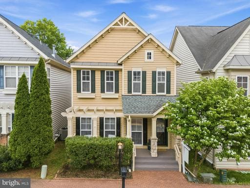 9123 STONEGARDEN DRIVE - Photo 1
