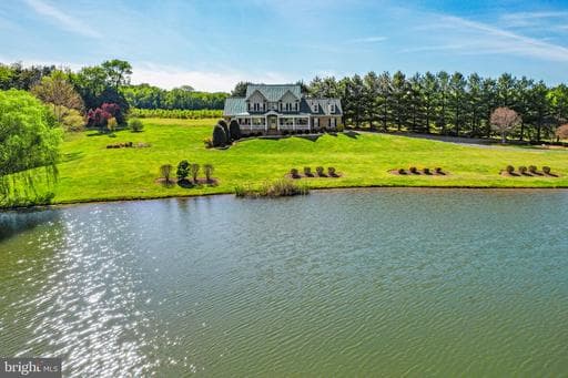 18438 SNAFFLE LANE - Photo 1