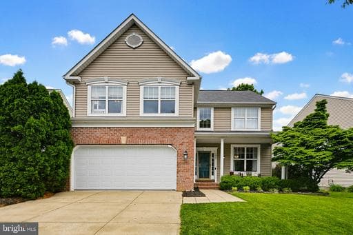 1023 WHEATFIELD DRIVE - Photo 1