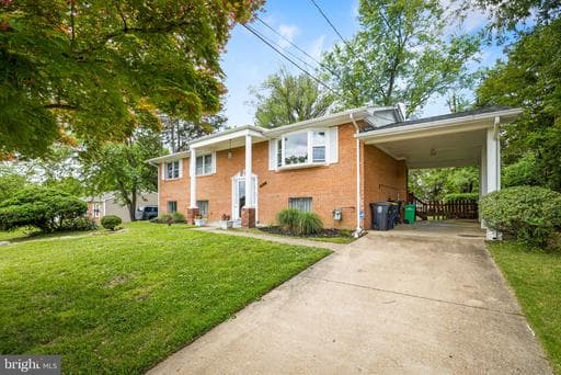 9011 COOPER DRIVE - Photo 1