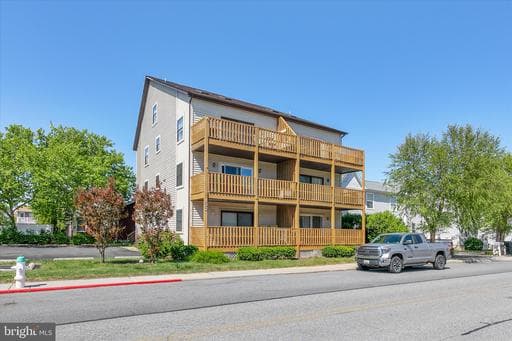 132 JAMESTOWN ROAD 601