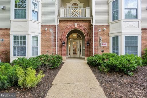 18715 SPARKLING WATER DRIVE 9-202 - Photo 1
