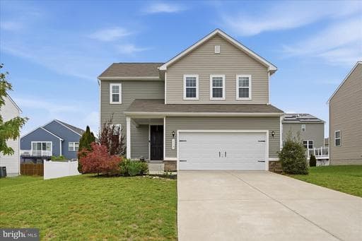 115 NATHAN DRIVE - Photo 1
