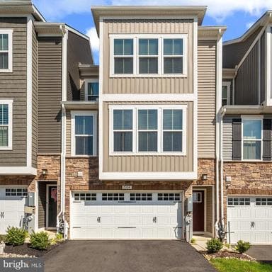 7304 ISABELLA ROAD - Photo 1