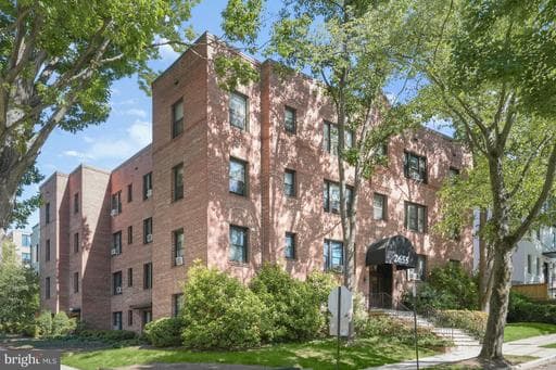 2655 41ST STREET 102 - Photo 1