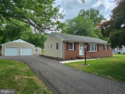 32774 MOUNT HERMON ROAD - Photo 1