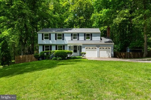 8260 Erika Dr, Manassas, VA 20112-3734, United States - Photo 1