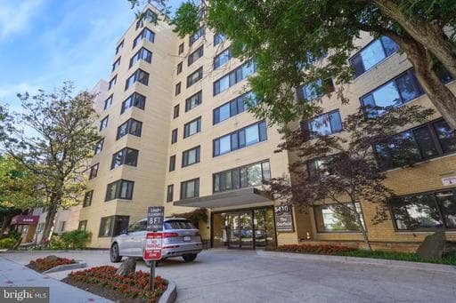 5410 Connecticut Ave NW, Washington, DC 20015-2819, United States - Photo 1