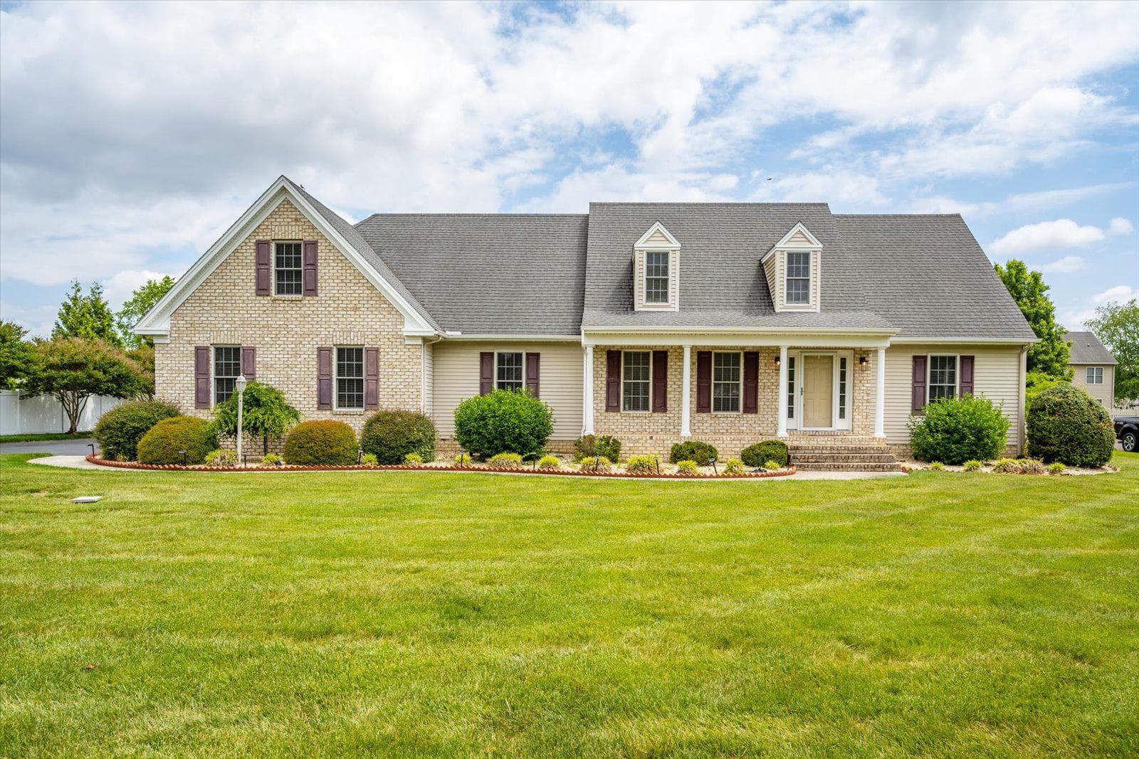 27457 EQUESTRIAN DRIVE - Photo 1