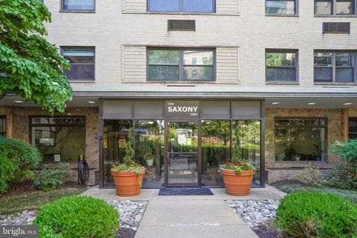 1801 Clydesdale Pl NW, Washington, DC 20009-6000, United States - Photo 1