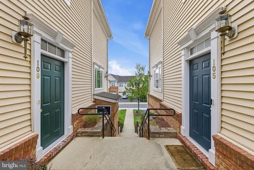 43905 HICKORY CORNER TERRACE 105 - Photo 1