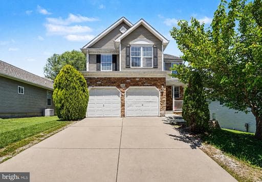 1031 SEARAY COURT - Photo 1
