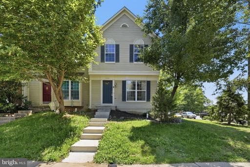 7800 REBEL WALK DRIVE - Photo 1